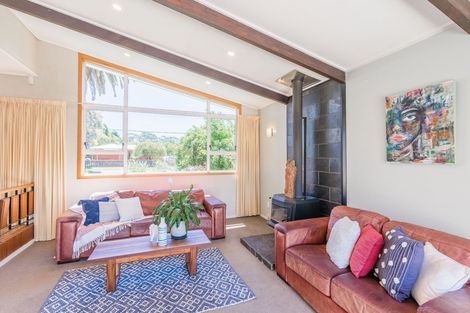 Photo of property in 18 Arawhata Road, Paraparaumu, 5032