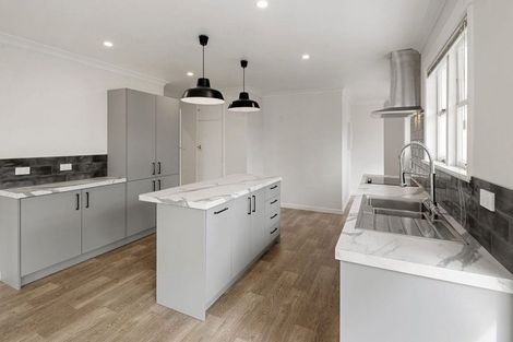 Photo of property in 86 Grey Street, Cambridge, 3434