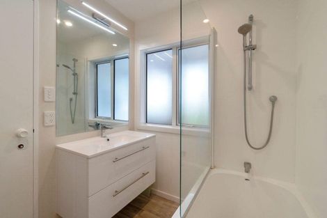 Photo of property in 9 Rheingold Place, Huapai, Kumeu, 0810