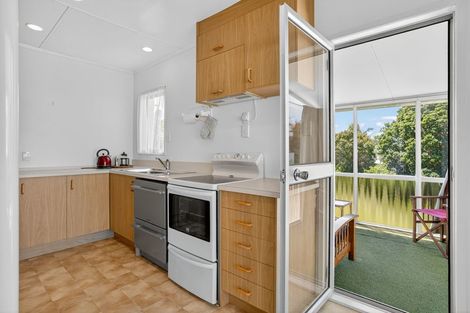 Photo of property in 45 Cumberland Street, Leigh, 0985