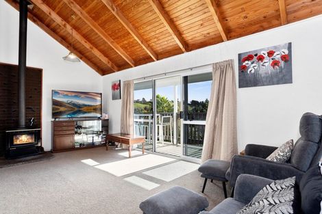 Photo of property in 3 D'urville Way, Welcome Bay, Tauranga, 3112