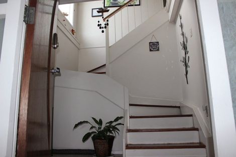 Photo of property in 1/97a Nile Road, Milford, Auckland, 0620