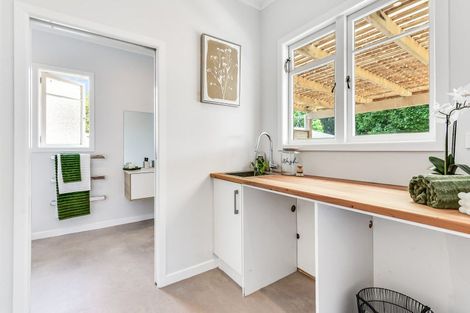 Photo of property in 18 Olwyn Terrace, Dinsdale, Hamilton, 3204