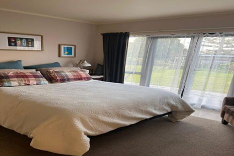Photo of property in 380 Point View Drive, Shamrock Park, Auckland, 2016