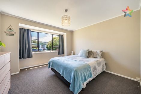Photo of property in 3 Snell Grove, Clouston Park, Upper Hutt, 5018