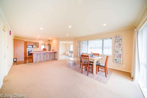 Photo of property in 161 Pacific Drive, Fitzherbert, Palmerston North, 4410