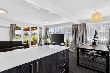 Photo of property in 55a Springs Road, Parakai, 0830