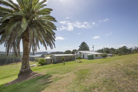 Photo of property in 5705 Pouto Road, Pouto, Te Kopuru, 0391