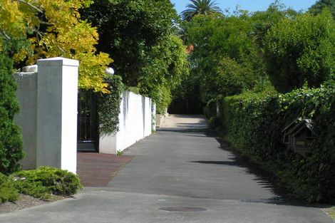 Photo of property in 1/22a Clifton Road, Hauraki, Auckland, 0622