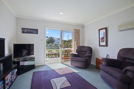 Photo of property in 398 Airfield Road, Ardmore, Papakura, 2582