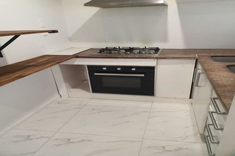 Photo of property in 18 Hydra Place, Glen Eden, Auckland, 0602