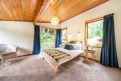 Photo of property in 63 Wyndham Road, Pinehaven, Upper Hutt, 5019