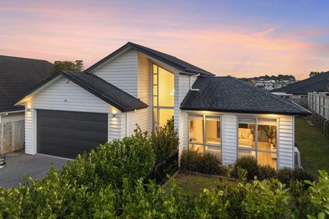 Photo of property in 12 Pommes Way, Silverdale, 0932