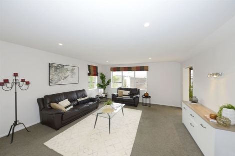 Photo of property in 5b Te Maru Place, Redwood, Christchurch, 8051