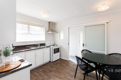 Photo of property in 1 Abraham Crescent, Milson, Palmerston North, 4414