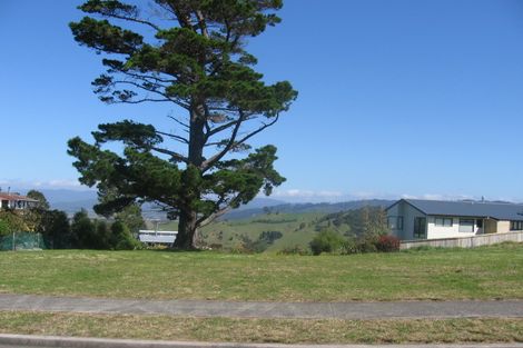 Photo of property in 129 Centennial Drive, Whitianga, 3510