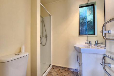 Photo of property in 43b Thatcher Crescent, Crofton Downs, Wellington, 6035