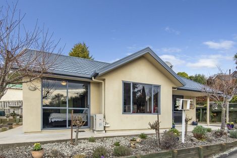 Photo of property in 24b Solway Street, Holmes Hill, Oamaru, 9401