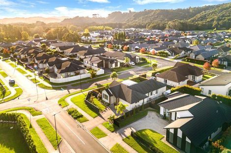 Photo of property in 26 Korako Drive, Kumeu, 0810