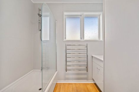 Photo of property in 16 Te Takinga Street, Turangi, 3334