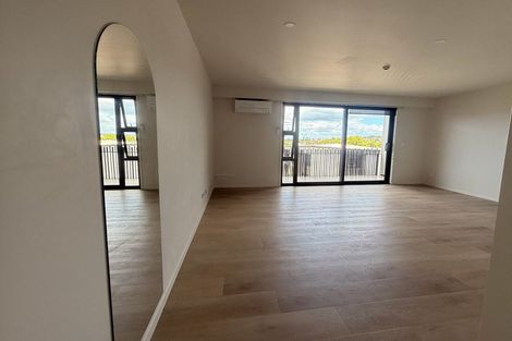 Photo of property in 204/25 Potter Avenue, Northcote, Auckland, 0627