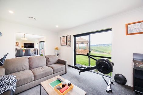 Photo of property in 172 Kingsdale Park Drive, Aokautere, Palmerston North, 4471
