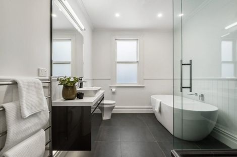 Photo of property in 154 Hinemoa Street, Birkenhead, Auckland, 0626