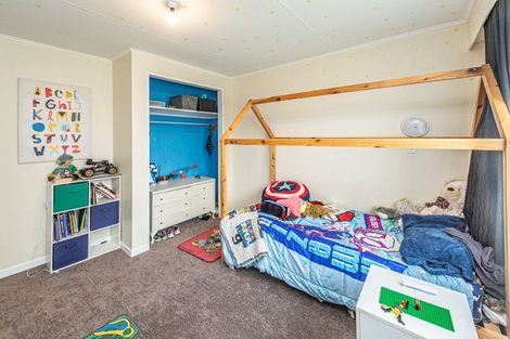 Photo of property in 40 Brassey Street, Waverley, 4510