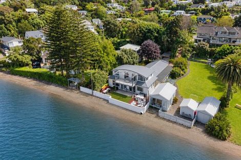 Photo of property in 85 Paremata Road, Paremata, Porirua, 5024