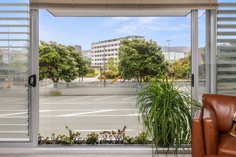 Photo of property in 10/74 Oriental Parade, Oriental Bay, Wellington, 6011