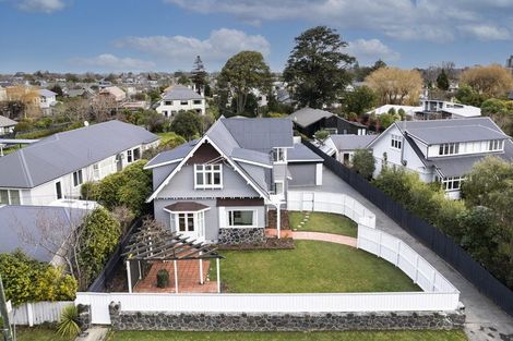 Photo of property in 31 Kotare Street, Fendalton, Christchurch, 8041