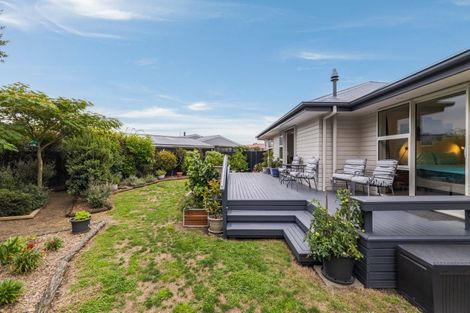 Photo of property in 10 Cowper Place, Avondale, Christchurch, 8061