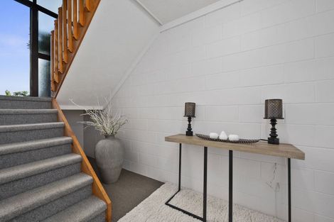 Photo of property in 2/51 Nigel Road, Browns Bay, Auckland, 0630