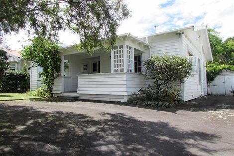Photo of property in 17 Chatham Avenue, Mount Albert, Auckland, 1025