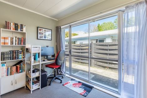Photo of property in 16b Marere Avenue, Paraparaumu, 5032