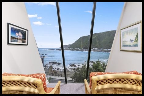 Photo of property in 12 Owhiro Bay Parade, Owhiro Bay, Wellington, 6023