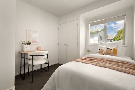 Photo of property in 22a Riverton Drive, Randwick Park, Auckland, 2105