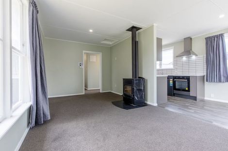 Photo of property in 123 Te Rangitautahanga Road, Turangi, 3334