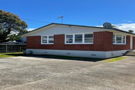 Photo of property in 2/20 Amaru Road, One Tree Hill, Auckland, 1061