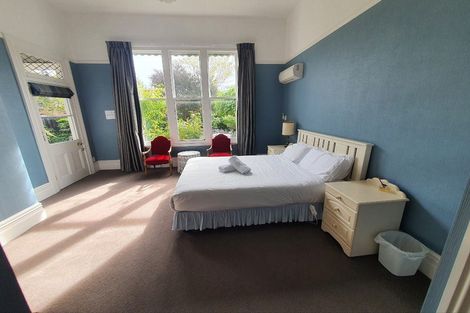 Photo of property in 27 Holly Road, St Albans, Christchurch, 8014