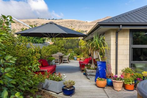 Photo of property in 4 Cordelia Lane, Heathcote Valley, Christchurch, 8022
