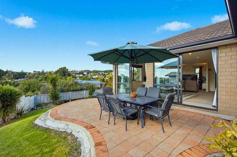 Photo of property in 31 Bateleur Close, Welcome Bay, Tauranga, 3112