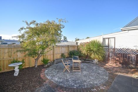 Photo of property in 25 Young Street, Saint Kilda, Dunedin, 9012