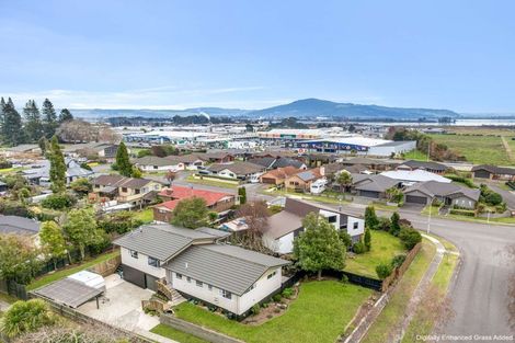 Photo of property in 3 Waitawa Place, Lynmore, Rotorua, 3010
