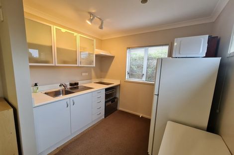 Photo of property in 4 Acheron Road, Paremata, Porirua, 5026