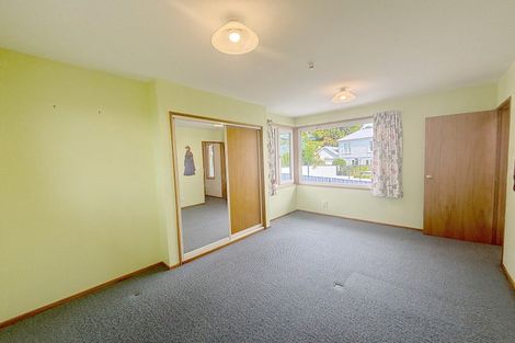 Photo of property in 2/4 Sulby Road, Cashmere, Christchurch, 8022