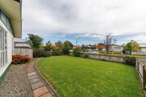 Photo of property in 40 Geraldine Crescent, Cloverlea, Palmerston North, 4412