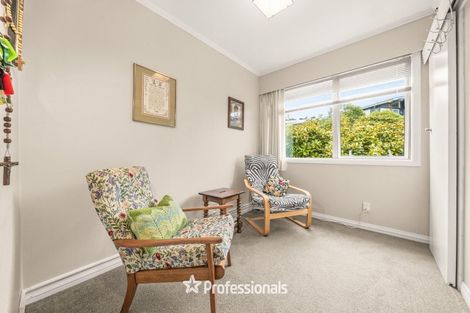 Photo of property in 73 Tirohanga Road, Tirohanga, Lower Hutt, 5010