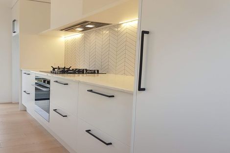 Photo of property in 13a Lorna Street, Lynmouth, New Plymouth, 4310