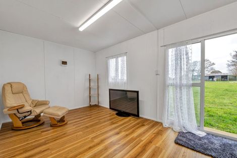 Photo of property in 82 Mawhitiwhiti Road, Normanby, Hawera, 4675
